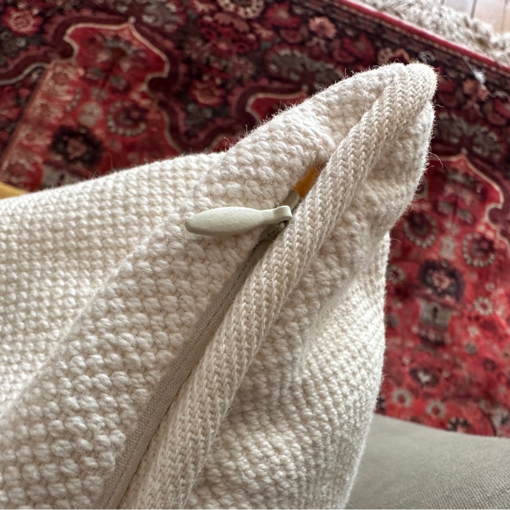 Lauren Ralph Lauren Ivory Textured Pillow 20” Square Zipper Down LRL Monogram - Picture 8 of 10
